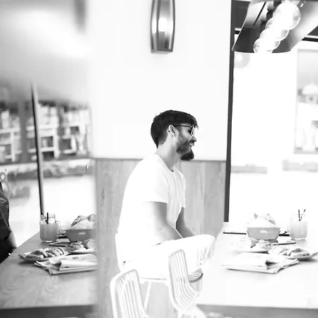 Mari 2* San Antonio (Ibiza)