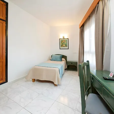 Hotel Mari San Antonio (Ibiza)